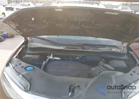 2022 Honda Pilot Awd Elite z USA, uszkodzony, nr VIN 5FNYF6H05NB034386